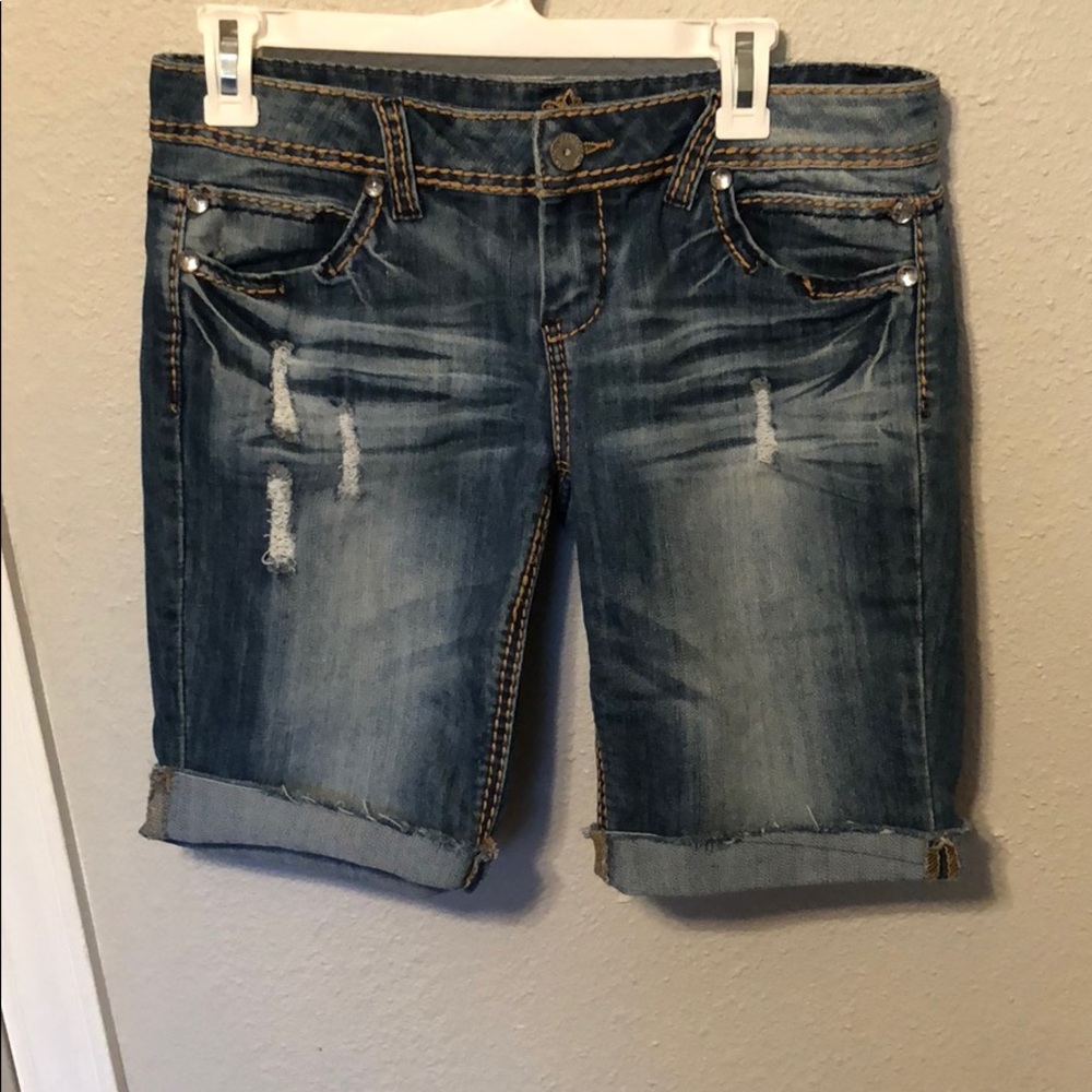Almost famous shorts